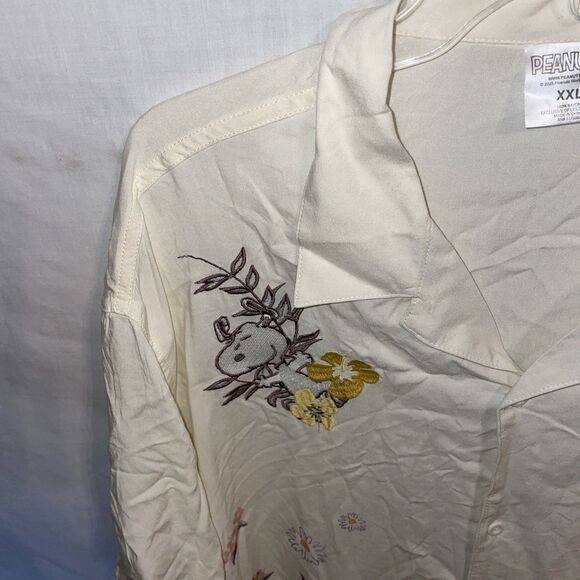 Peanuts Men’s Camp Shirt Size 2XL Ivory Embroideried Beach Cruise Island - Picture 5 of 12
